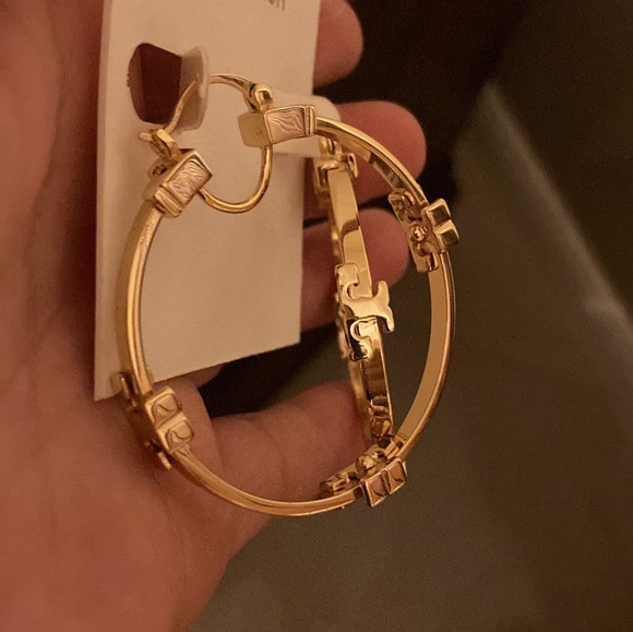 Tory Burch Serif T Hoops - Picture 5 of 5